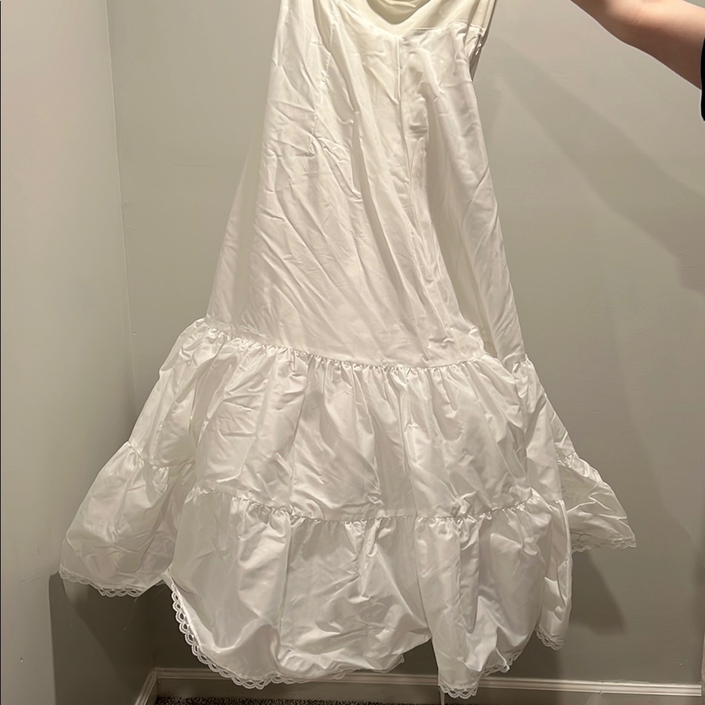 Crinoline underskirt for gown